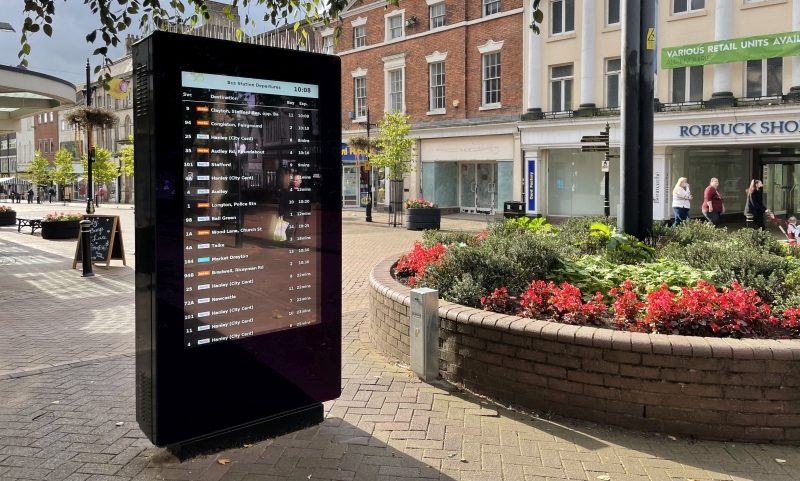 65" FREESTANDING OUTDOOR DIGITAL POSTER - Image 5