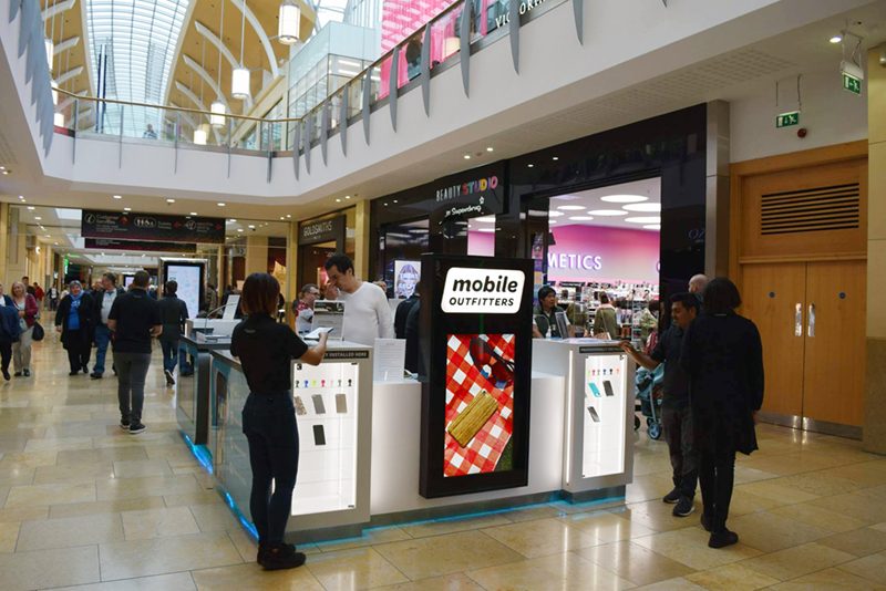 32" PROFESSIONAL MONITOR - Image 5