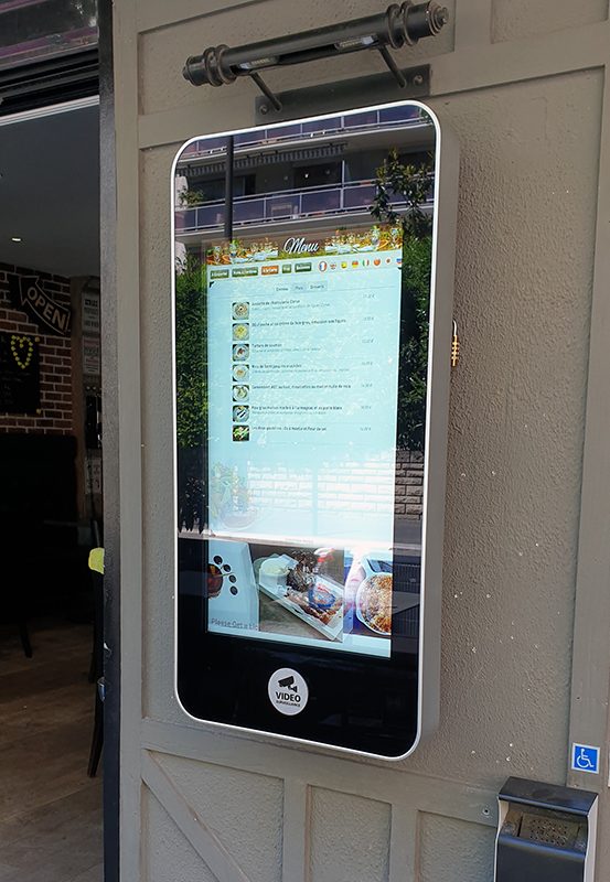 86" WALL-MOUNTED PCAP OUTDOOR TOUCH SCREEN - Image 5